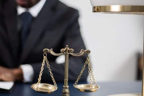 Dans quels cas solliciter les services d’un avocat en droit bancaire ?