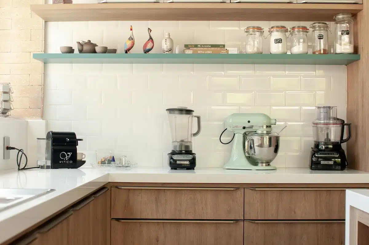 Les meilleures astuces pour maximiser l’espace de votre cuisine
