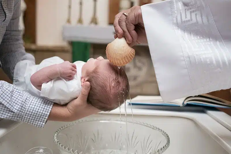 Les étapes clés pour une organisation parfaite d’un baptême