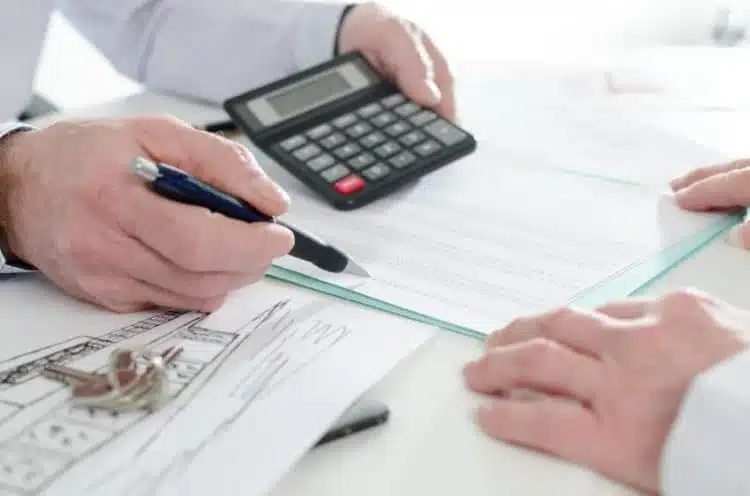 Les astuces pour éviter les arnaques immobilières lors de l’achat ou de la vente d’une propriété